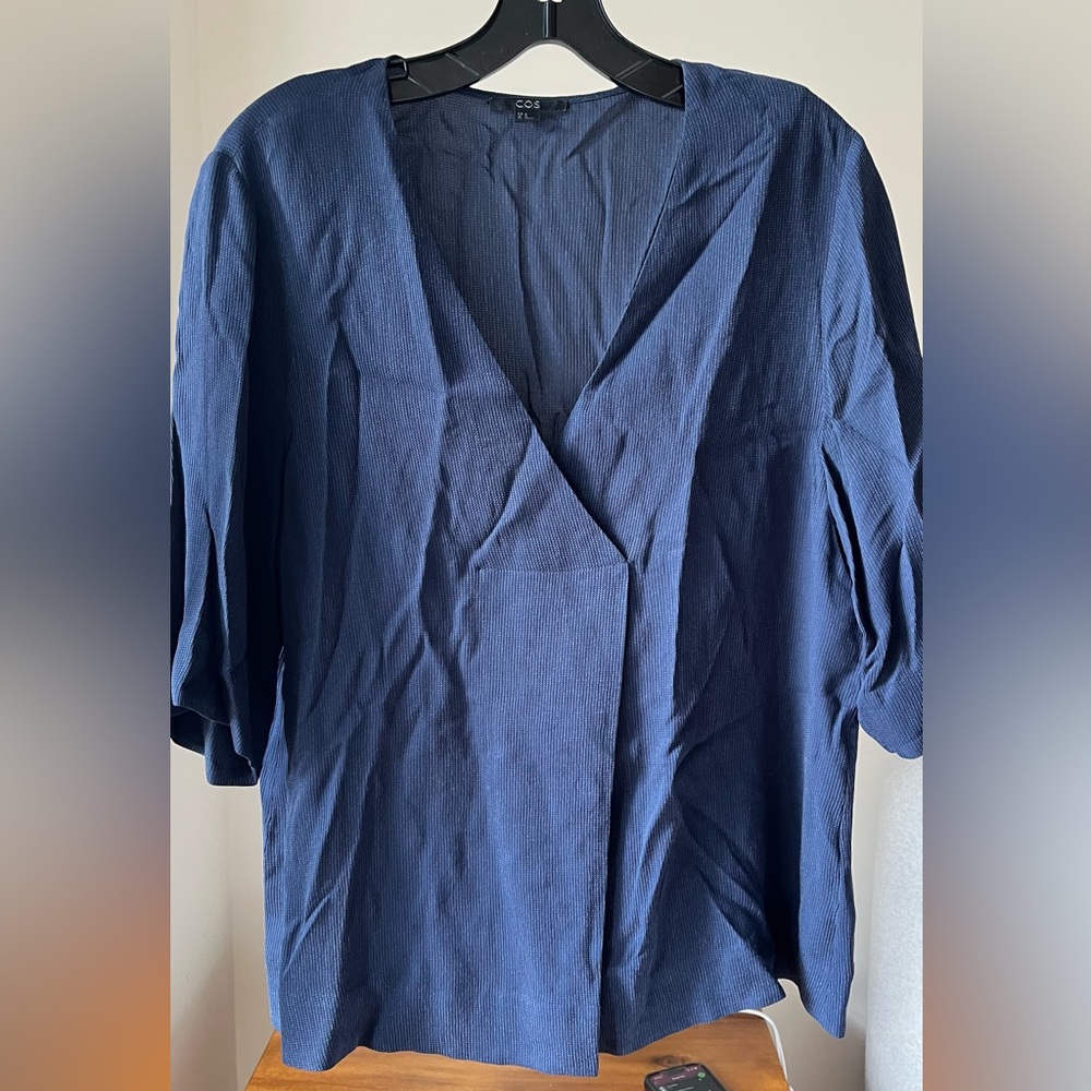 COS // Navy Top